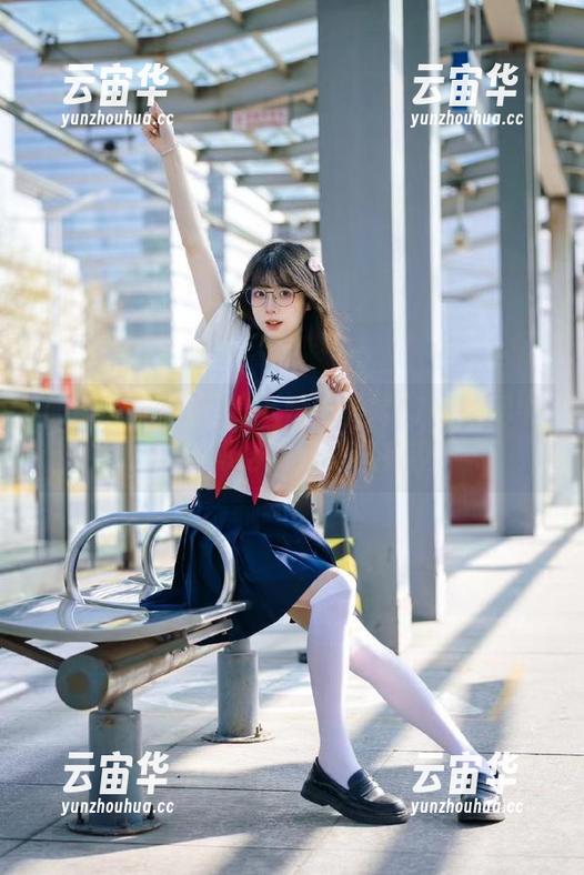 跟着小姐姐玩转17吃瓜网中心神秘吃瓜线路超有趣