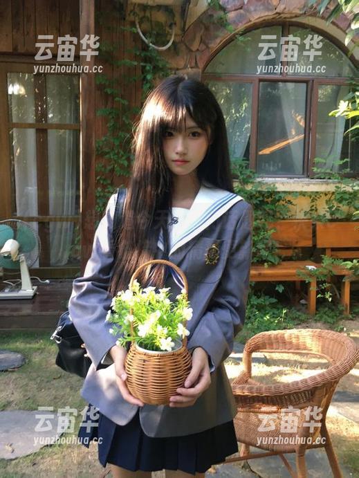 想知道今天的热门话题吗？快来cgw看链接中的精彩更新吧！