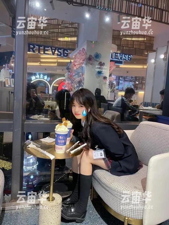 想要获取最新热辣话题？快来hlw.bet网站搜索地址！