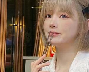 来www吃瓜网.top，分享你的搞笑瞬间，享受快速下载的乐趣
