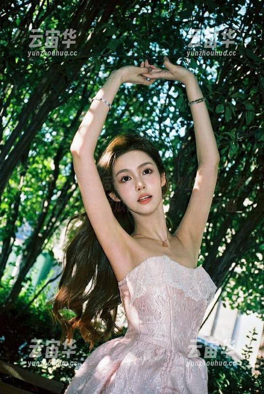 登录后在zzzttt04上导航，发现你不知道的吃瓜背后故事，精彩不断
