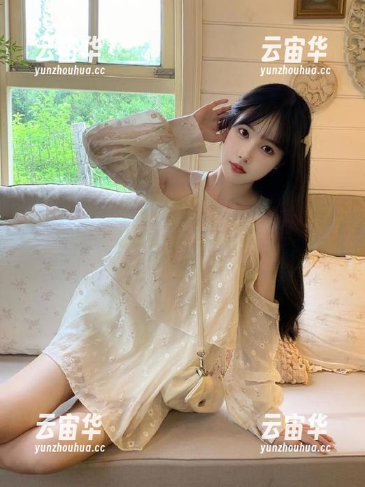 用“heiliao不打烊”视频APP获取最新的资源，随时随地不再孤单