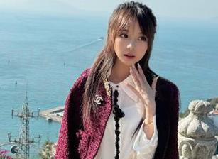 五一吃瓜今日吃瓜娜娜趣味不停，甜美入口等你来大快朵颐！