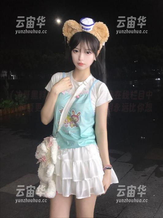 在冲哥黑料的精选在线栏目中，解锁更多娱乐圈黑幕，真相永远比你想象的精彩！
