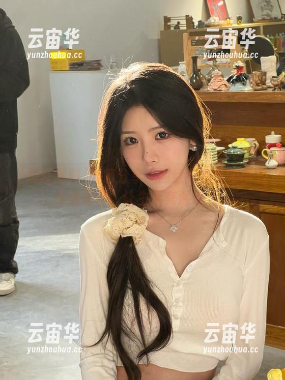 娇萌分享：网红黑料吃瓜圈的点滴趣事，让生活充满欢乐！