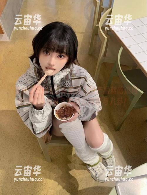 免费进入国产黑料吃瓜网站首页，观看各种精彩内幕与八卦！